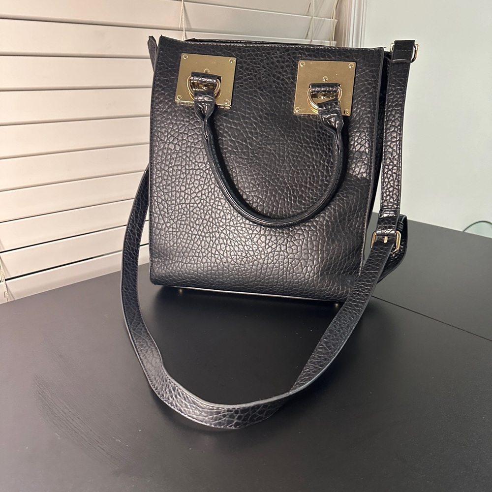 Vegan leather tote bag